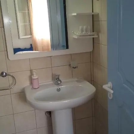 Aiantas Apartament *