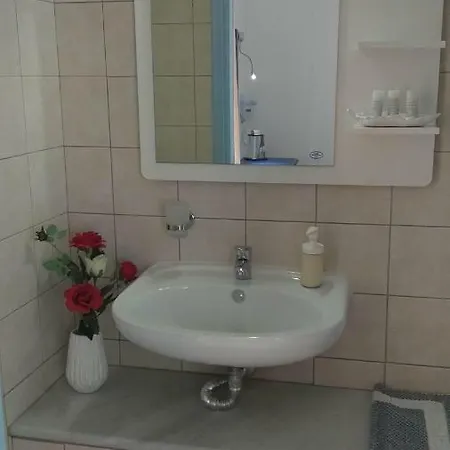 Aiantas Apartmán Ermupoli